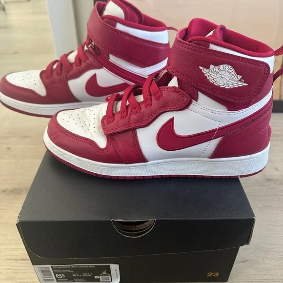 Nike Air Jordan 1 High FlyEase - Picture 5 of 7